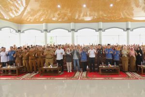 Seminar Jurnalistik PWI Siak, Bupati Afni : Gunakan Hak Jawab Jika Tidak Berkenan dengan Berita