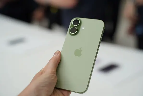 iPhone 17 Resmi Meluncur: Desain Elegan, Warna Cantik, dan Prosesor A19 Super Kencang