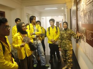 Wisata Lorong Sejarah Kemhan RI Dikunjungi Mahasiswa UI, Perkaya Wawasan Kebangsaan
