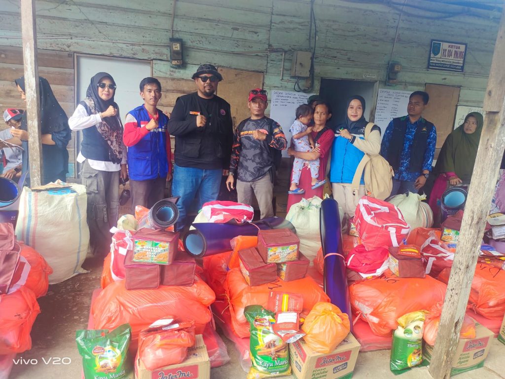 Bupati Inhil H. Herman Instruksikan BPBD, Dinsos dan Baznas Salurkan Bantuan untuk Korban Kebakaran Tanah Merah