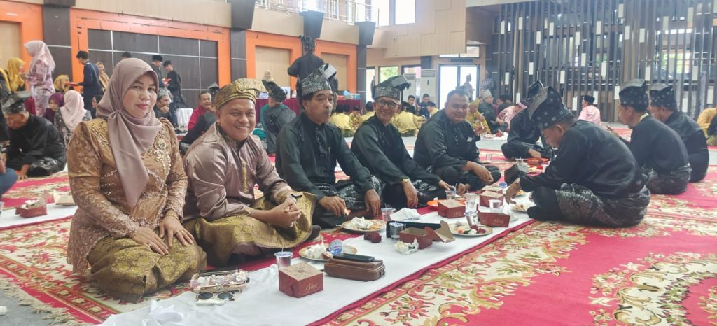 LACAK KRIMINAL.COMHadiri Tepuk Tepung Tawar Pejabat Forkopimda Yang Baru Bertugas, Ketua APPSI Inhil : Momentum Penting Untuk Mempererat Hubungan Semua Pihak