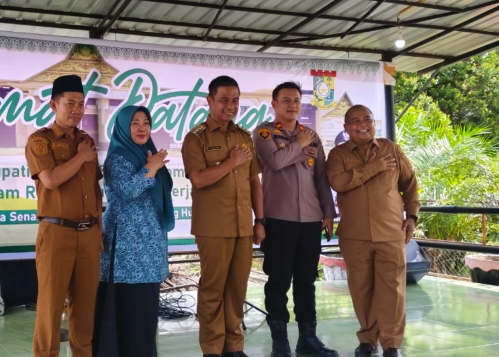 Polri Kawal Digitalisasi Layanan Publik Nasional di Tapung Hulu