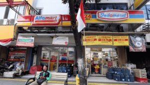Parkir di Alfamart dan Indomaret Pekanbaru Akan di Gratiskan!! Mulai 1 Januari 2026