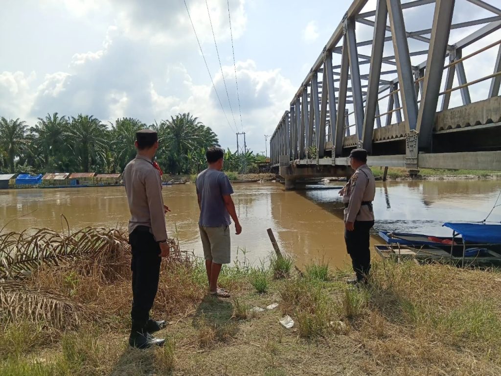 Polres Rokan Hulu Intensifkan Patroli Monitoring Debit Air, Antisipasi Potensi Banjir