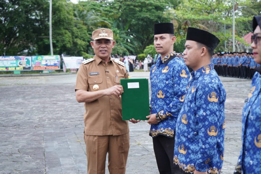 Bupati Inhil Lantik 3.983 PPPK Paruh Waktu Di Lingkungan Pemkab Inhil
