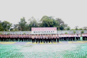 Upacara PTDH dan Pemberian Reward Personel Polres Rokan Hulu, Kapolres Tegaskan Komitmen Penegakan Disiplin dan Apresiasi Prestasi