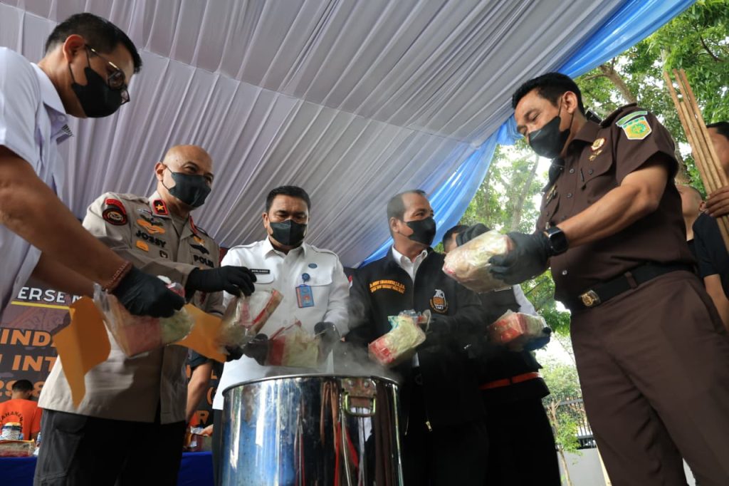 Polda Riau Musnahkan Narkoba Rp 43,9 M Hasil Tangkapan Jelang Tahun Baru