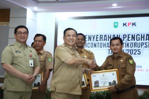 Sungai Intan Raih Penghargaan Desa Percontohan Antikorupsi Provinsi Riau Tahun 2025, Bupati Inhil Beri Apresiasi