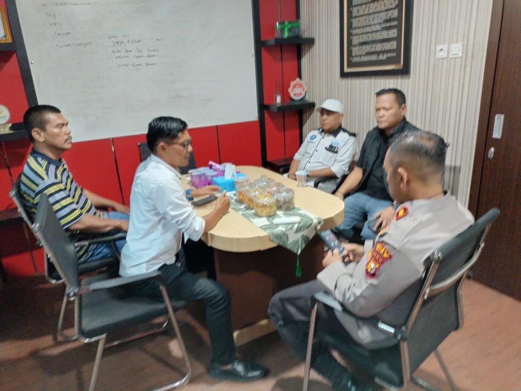 Polsek Tualang Terima Silaturahmi Lembaga Anti Narkotika Kabupaten Siak, Perkuat Sinergi Cegah Narkoba