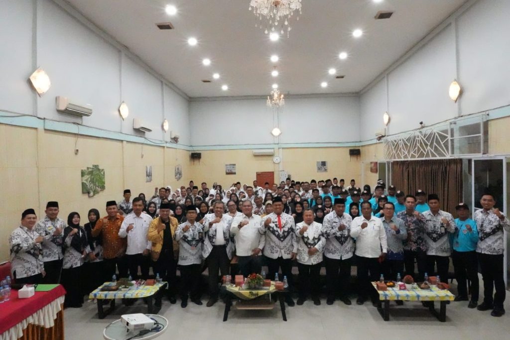 Bupati Indragiri Hilir Hadiri Konferensi Kerja Kabupaten I PGRI Tahun 2026