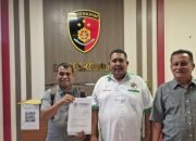 Diduga Gunakan Ijazah Palsu, Oknum Anggota DPRD Rokan Hulu Resmi Dilaporkan LSM KOREK ke Polda Riau Jumat, 13 Februari 2026
