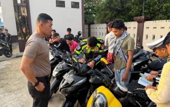 Polres Inhil Tertibkan Balap Liar di Jalan Telaga Biru Parit 8, 14 Sepeda Motor Diamankan