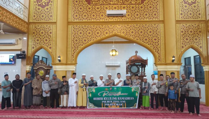 Kapolsek Dan Camat Tualang Subuh Keliling di Masjid Jami’ Darussalam, Ajak Warga Jaga Kamtibmas