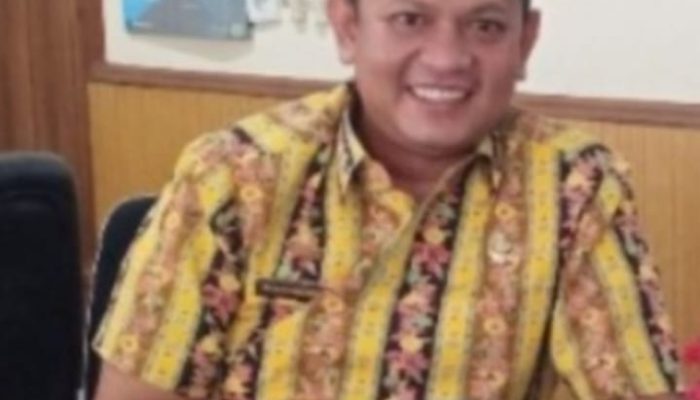 Pustu Mangkrak Disorot, Inspektur Inhil Rangkap PLT Kadinkes: “Diawasi atau Mengawasi Diri Sendiri?