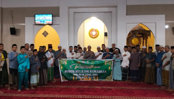 Kapolsek Tualang dan KUA Tualang Subuh Keliling di Masjid Nurul Hidayah, Menguatkan Ukhuwah dan Kamtibmas di Bulan Suci