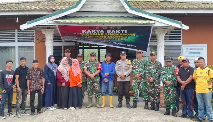 Kodim 0314/Inhil Gelar Karya Bhakti TNI Zero Waste, Bersihkan Lingkungan Kantor Lurah Tembilahan Hulu