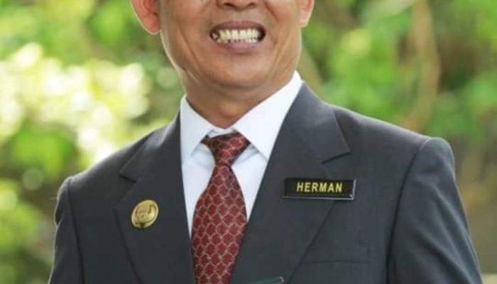 Bupati Herman Pastikan TPS Siap Sebelum Pembangunan Pasar Induk Tembilahan
