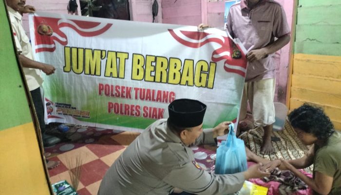 Jumat Berkah, Polri Ringankan Beban Warga dengan Sentuhan Kepedulian