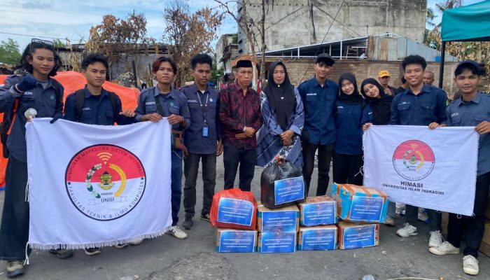 HIMASI UNISI Serahkan Bantuan Sosial untuk Ringankan Beban Masyarakat Terdampak Bencana Kebakaran Di Pasar Bom Pulau Kijang Reteh