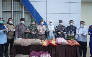 48,39 Ton Pangan Ilegal Dibakar di Tembilahan, Wabup Inhil: Negara Tak Boleh Kalah dari Penyelundup