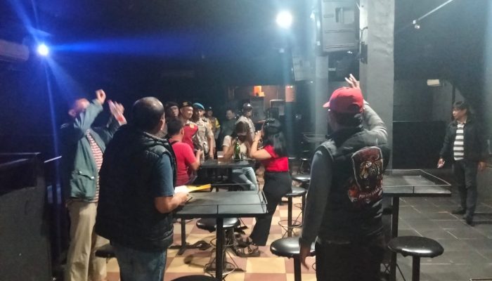 Jaga Kamtibmas, Polsek Tualang Gelar Razia THM Dini Hari