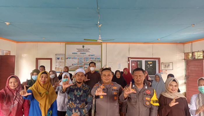 Polres Inhil Gelar Sosialisasi Bahaya Penyalahgunaan Narkoba di Desa Sungai Luar