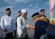 Bupati Inhil Herman Lepas 307 JCH Kloter 7 di Masjid Agung Al-Huda Tembilahan, Suasana Haru Iringi Keberangkatan