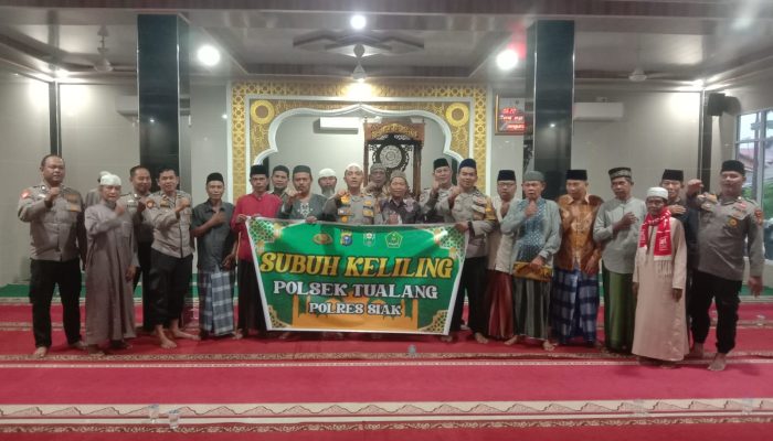 Subuh Keliling Polsek Tualang, Pererat Silaturahmi dan Perkuat Kamtibmas di Masjid Al Jihad