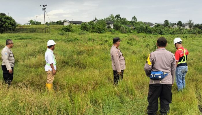 Ketahanan Pangan Jadi Prioritas, Polsek Tualang Tinjau Kesiapan Lahan PT.AIP