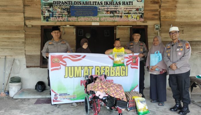 Jumat Penuh Berkah, Kapolsek Tualang Salurkan Bantuan ke Yayasan Berkah Ikhlas Hati Dan Anak-anak Disabilitas