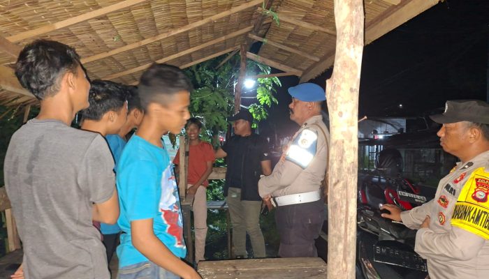 Antisipasi Gangguan Kamtibmas, Polsek Tempuling Gelar Patroli KRYD Akhir Pekan