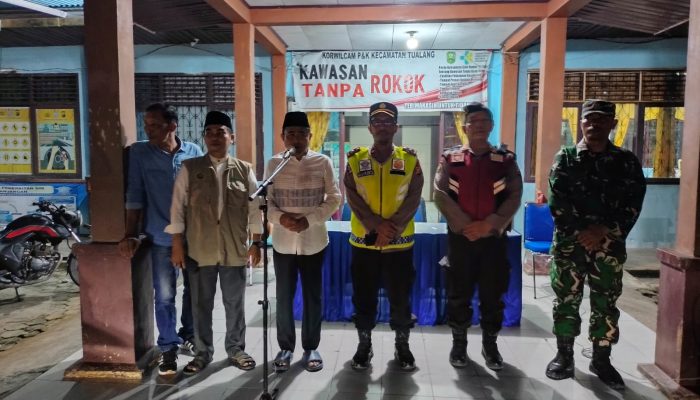 Kapolsek Tualang Bersama Upika Kecamatan Lepas Pawai Takbiran Idul Adha 1447 H, Ajak Warga Jaga Kamtibmas