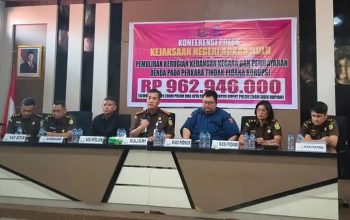 Kejari Rohul Pulihkan Kerugian Negara Rp 800 Juta Lebih di Kasus Korupsi BOS SMAN 1 Ujung Batu