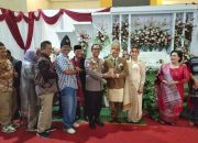 Green Policing di Hari Bahagia, Polsek Tualang Hadiahkan Bibit Pohon untuk Pengantin