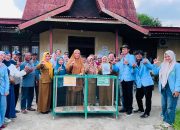 Kukerta UNRI Tembilahan Hilir dan DLHP Kabupaten Indragiri Hilir Bersinergi Mengedukasi Masyarakat tentang Pemilahan Sampah