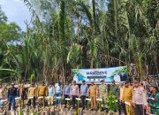 Peringati Hari Mangrove Se-Dunia, Polres dan Kodim 0314/Inhil Gelar Penanaman Pohon Serentak di Sapat