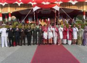 Momen Haru dan Bangga di Tembilahan: Yuliantini Tutup Rangkaian HUT RI Ke-81 Lewat Penurunan Merah Putih