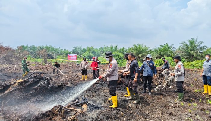 Hot spot di Kempas, Lahan Gambut 10 Hektare Berhasil Dikendalikan